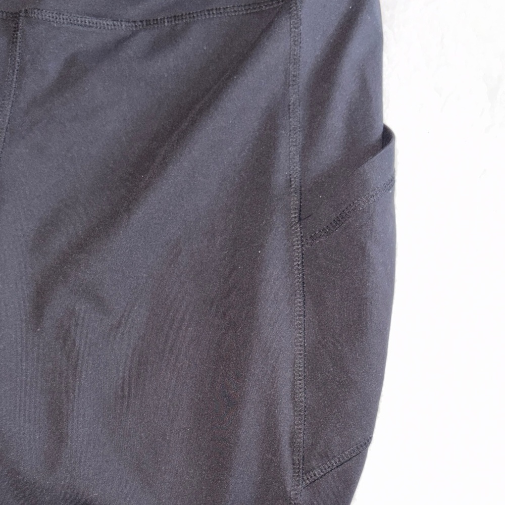 Avenue Classic Black Leggings - Picture 4 of 5